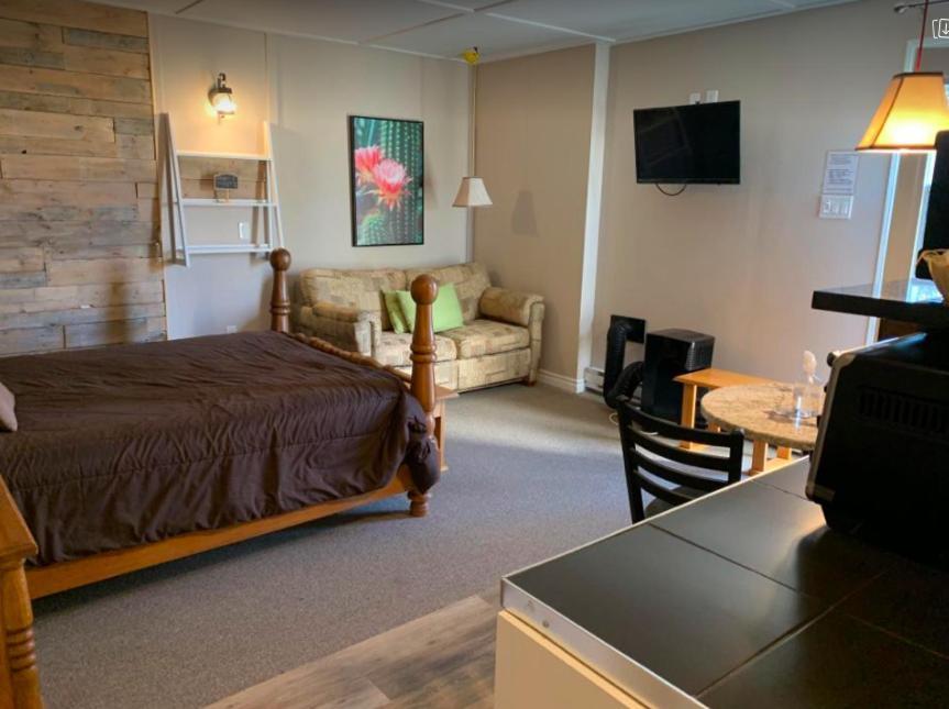 Le Loft Riverstone Citq 3O1849 Saint Pierre de Broughton Kültér fotó